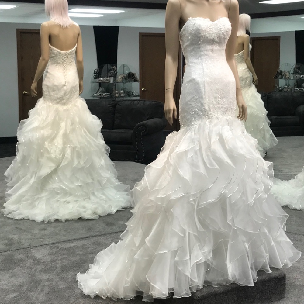 Bonny brand mermaid wedding gown